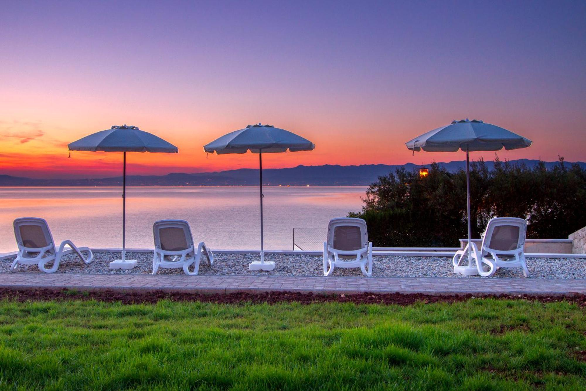 Luxury Apartments Villa Matea Малинська Екстер'єр фото