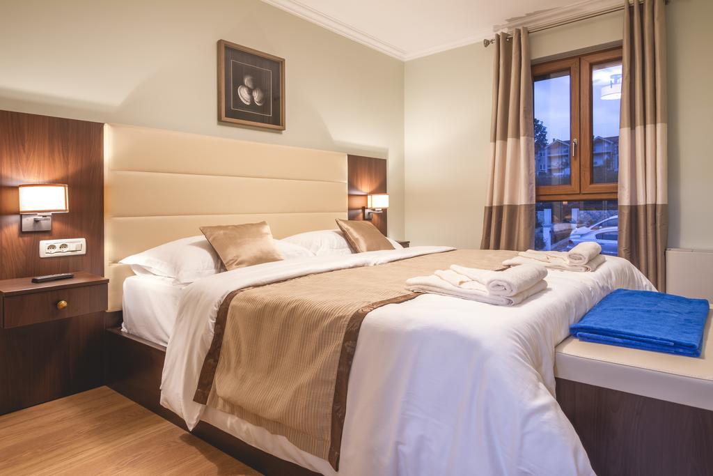 Luxury Apartments Villa Matea Малинська Екстер'єр фото