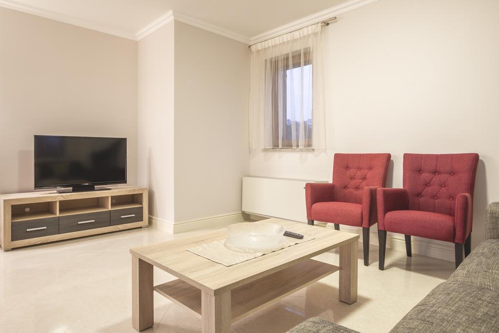 Luxury Apartments Villa Matea Малинська Екстер'єр фото