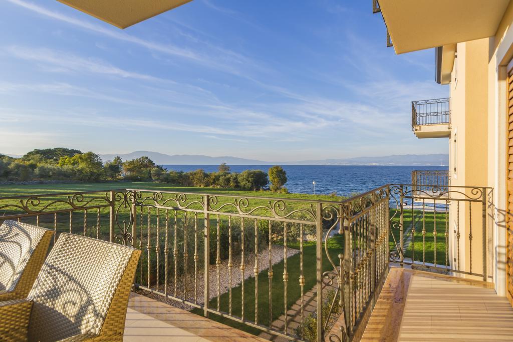 Luxury Apartments Villa Matea Малинська Екстер'єр фото