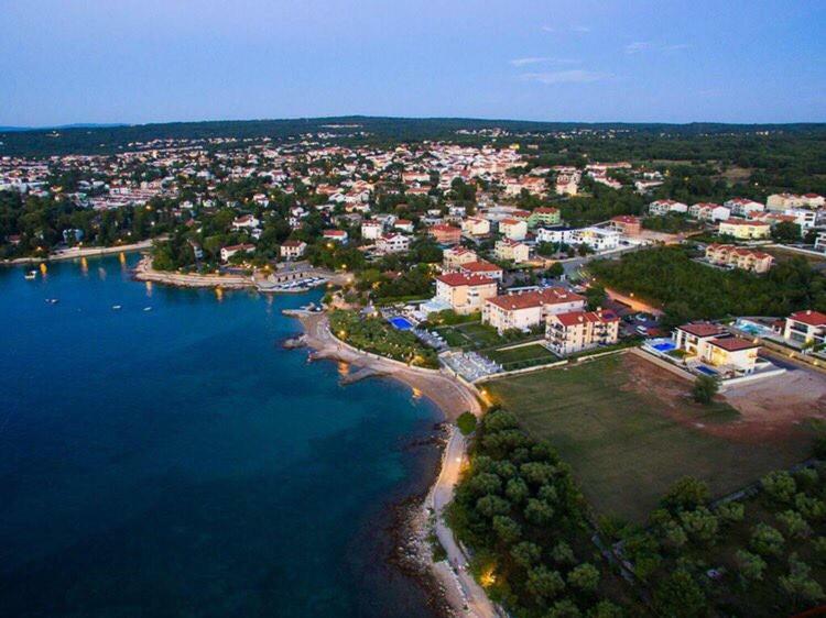 Luxury Apartments Villa Matea Малинська Екстер'єр фото